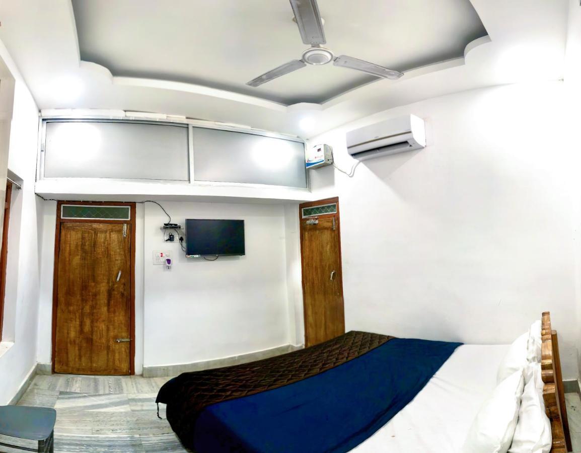 Ferienwohnung Bobby Premium Residency Puri Exterior foto