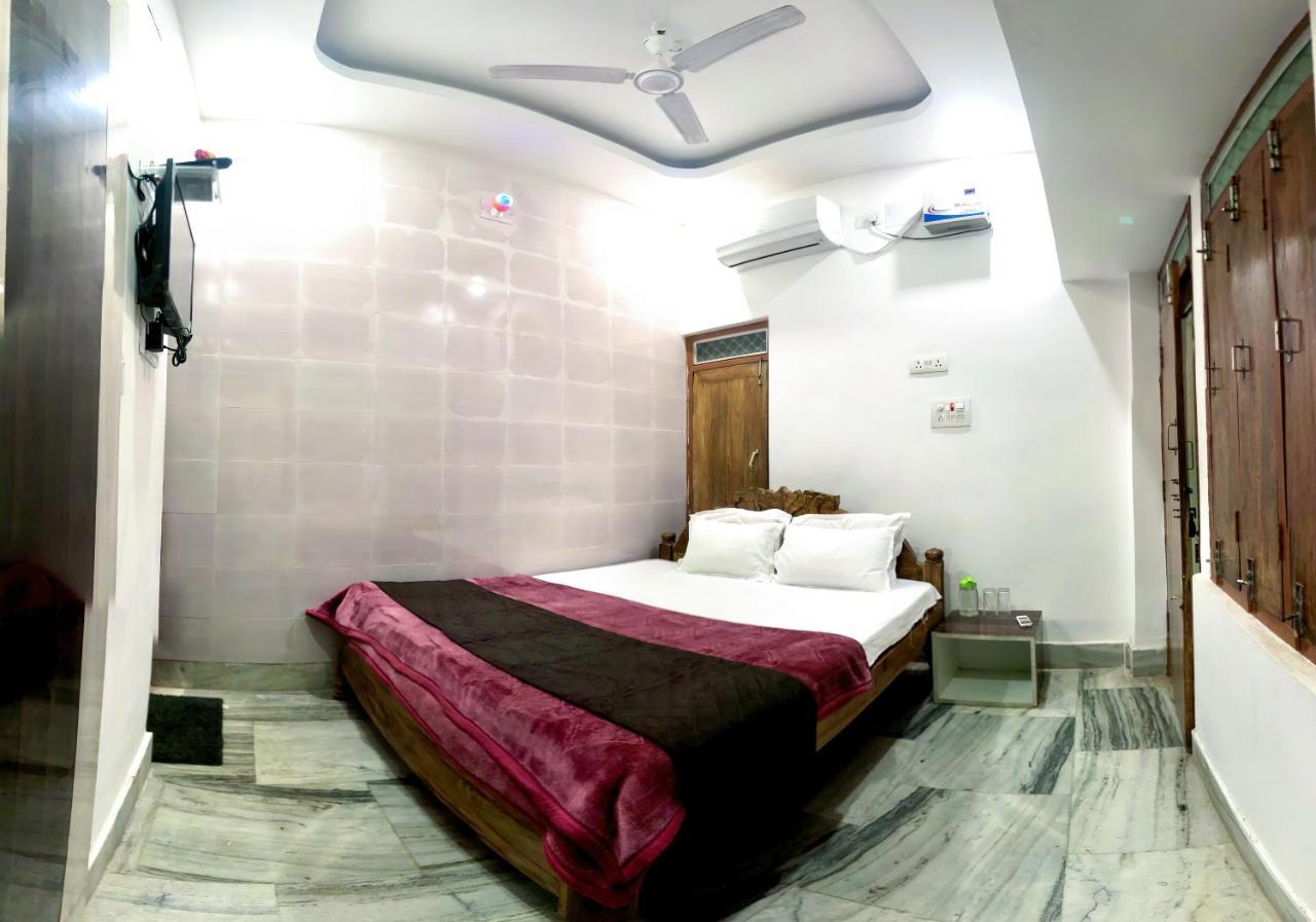 Ferienwohnung Bobby Premium Residency Puri Exterior foto